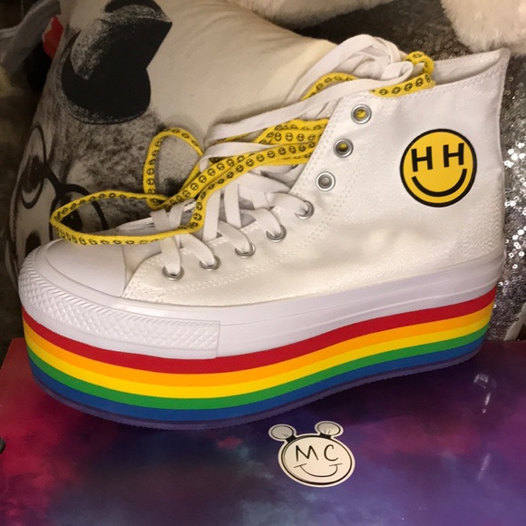 miley cyrus pride platform converse